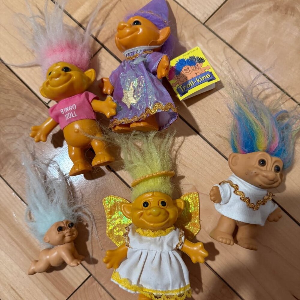 Vintage Troll Dolls 5 pieces some with tags